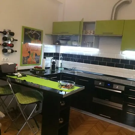 Sunshine Apartment
